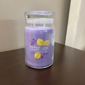 Brand new yankee candle